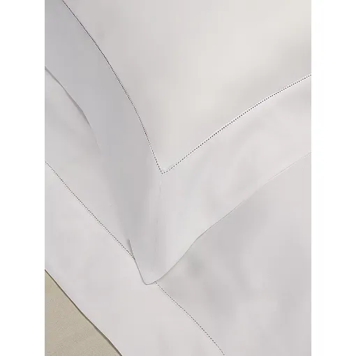 Picture of Single bed sheet set - top sheet, flat bottom sheet and oxford pillowcase in pure cotton satin - white - Franchini mare bespoke luxury linens