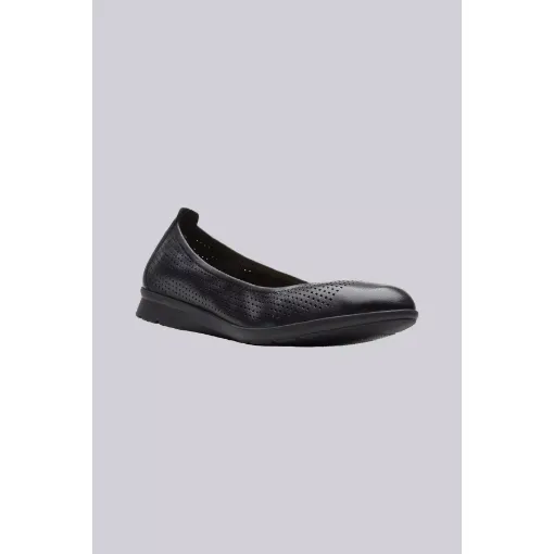 Picture of Clarks Jenette Ease Ballet Shoe - Black - 5 / 35 - Clarks