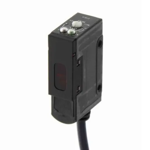 Omron Retroreflective Photoelectric Sensor, Block Sensor, 2 m Detection Range - E3S-AR81 product image