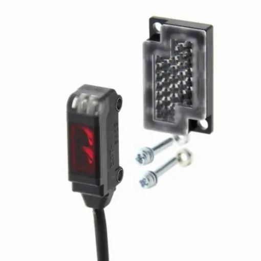 Omron Retroreflective Photoelectric Sensor, Block Sensor, 200 mm Detection Range - E3T-SR23 2M product image