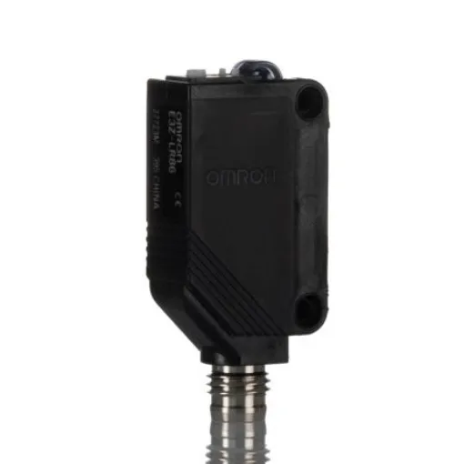 Omron Retroreflective Photoelectric Sensor, Rectangular Sensor, 15000 mm Detection Range - E3Z-LR86 product image