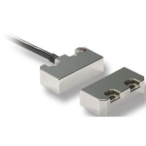 Omron F3S-TGR-N_R Series Magnetic Non-Contact Safety Switch, 24V dc, Stainless Steel Housing, NO/2NC, 2m Cable - F3S-TGR-NSMR-21-02 product image