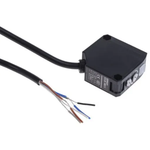 Omron Retroreflective Photoelectric Sensor, Block Sensor, 7 m, 100 mm Detection Range - E3JK-RR11 2M product image