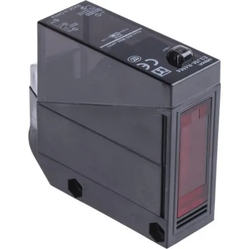 Omron Retroreflective Photoelectric Sensor, Block Sensor, 4 m Detection Range - E3JM-R4M4-US product image